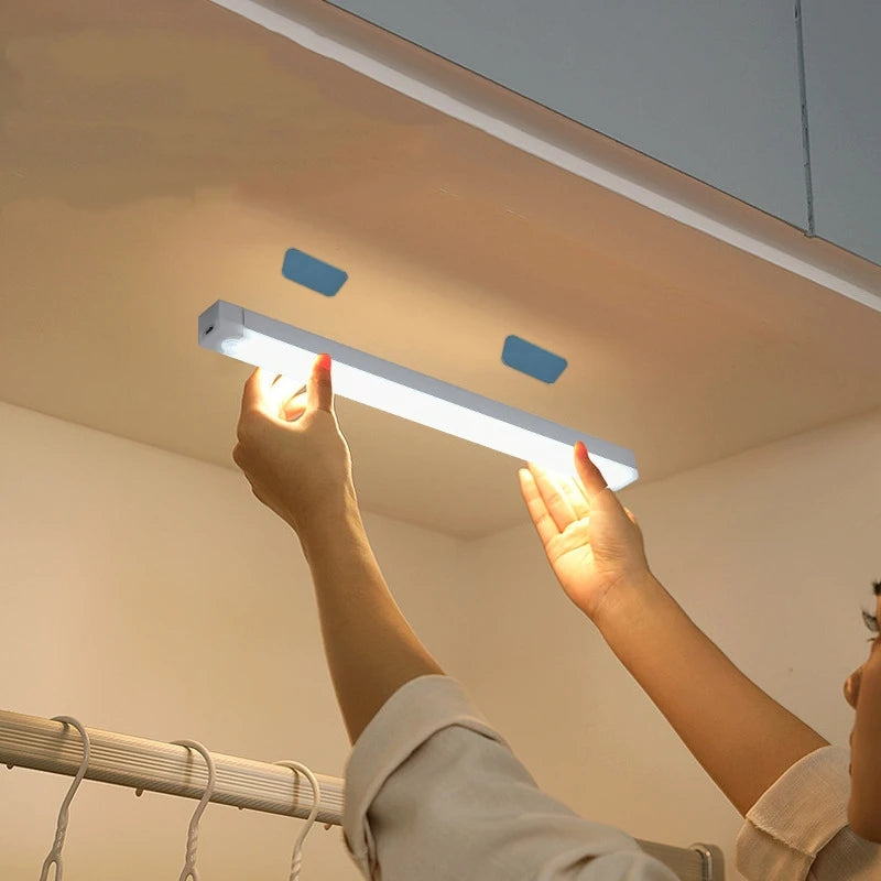 Wireless Rechargeable Motion Sensor LED Bar Light – Magnetic Cabinet & Closet Light